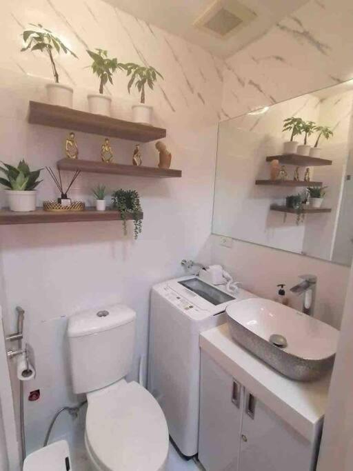Cozy Studio Unit At Sun Residences Quezon City Eksteriør billede